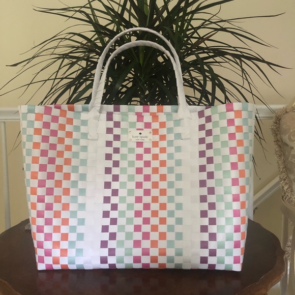 kate spade Handbags - kate spade ♠️ tote bag